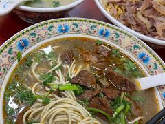 -金杨拉面王小吃面馆·牛三宝面·红烧牛肉粉