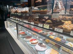 面包甜点陈列柜-德南面包房(尚都店)