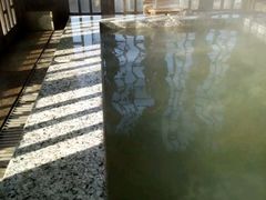 -裕龙汤泉