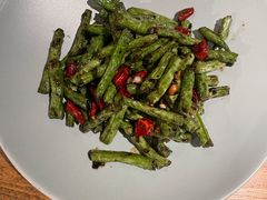 -蜜桃餐厅·伴山(湖滨商业街店)