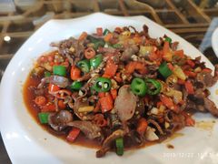 -聚湘阁湘菜馆(理工大学店)