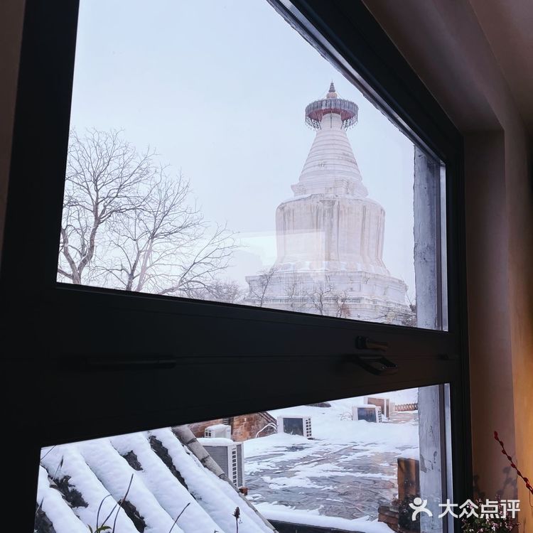 白塔寺绝佳取景位的宝藏咖啡馆太美啦