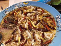 麻辣酸菜鲈鱼-鱼库·不仅是一家烤鱼店(车公庙店)