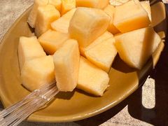 -耶里夏丽·丝路国际新疆菜·清真食品(徐汇南丹东路臻选店)