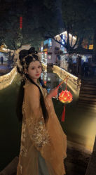 -一揽芳华汉服旗袍体验馆(拙政园店)