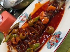 -雪湖煜辰鱼头老店(雪野湖店)