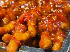 火辣鸡爪-干杯小木屋米酒店(华南店)