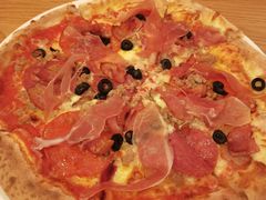 -城市大道红炉披萨烘焙坊