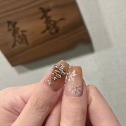-情同手足美甲美睫