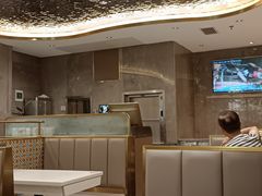 -香港新发烧腊茶餐厅(水围店)