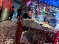 -三个四川人火锅(华联商厦店)