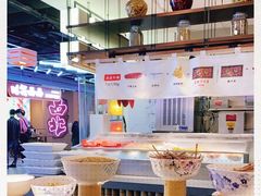 自助取餐区-成都你六姐·牛肉冒菜(城市集市合生汇店)