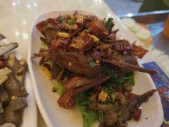 -悦牧·酸汤牛肉火锅(沃尔玛店)