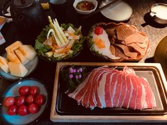 -湊湊火锅·茶憩(新中关购物中心店)