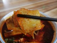 麻辣米线-老字号杨坡红油米线腊汁肉夹馍(东四道巷店)