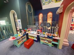 -MELAND CLUB亲子乐园·派对·餐厅(北京芳圆里ID MALL店)