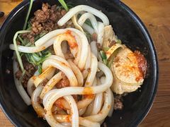 -丽虹云南过桥米线(兴工街店)