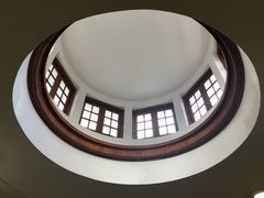 -香港大学