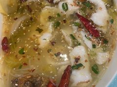 -姚姚酸菜鱼·金戈戈香港豉油鸡(喜荟城联名店)