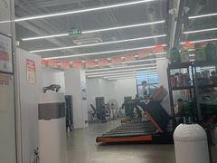 -乐刻健身(汇德隆购物中心店)