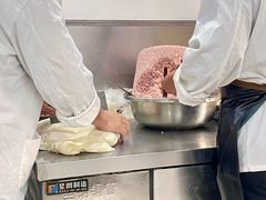 -黄阿姨锅贴大王(万航渡路店)