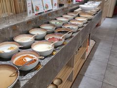 自助调料区-菌子鲜汤野生菌锅