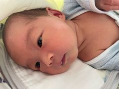-爱贝尔高端月嫂(母婴护理)
