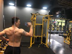 -可逸运动24小时健身