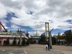 -七彩云南欢乐世界