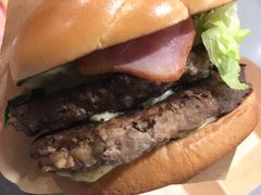 双层安哥斯厚牛菠萝堡-麦当劳(龙之梦购物中心店)