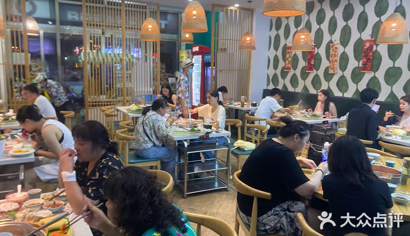 海岸线上的美味邂逅