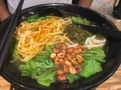 素什锦米粉-桂在香知桂林米粉(红博中央公园店)