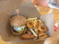 -上海野生动物园老虎餐厅