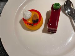 -蔚蓝阁餐厅·Brunch·牛排·威士忌·红酒