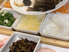 -芸南道·过桥米线(昆明老街旗舰店)