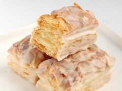 松塔-万利隆·活力烘焙(板塘店)