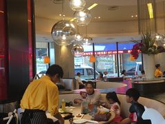 大堂-必胜客(湘隆店)