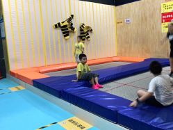 -蹦贝运动中心·蹦床·攀岩·闯关(龙岗店)