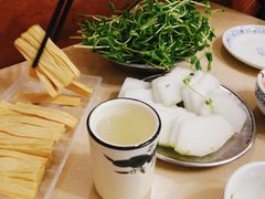 -月圆火锅(宁海东路二店)