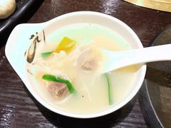 牛尾汤-山川小町·极番烧肉(新地假日广场店)