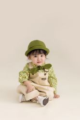 -小脚丫专业儿童摄影店