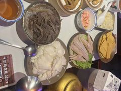 -卤校长重庆火锅(国兴店)