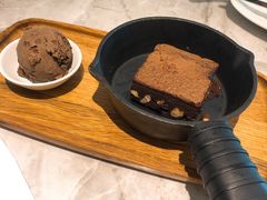 冰火瀑布布朗尼-必胜客(东营万达店)