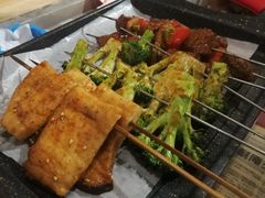 -蚝火爆·烧烤餐厅