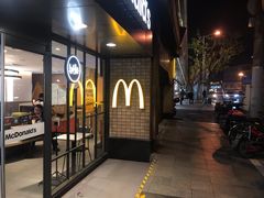 -麦当劳(静安寺店)