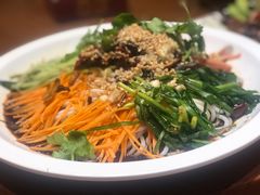 老滇凉米线-老滇山寨•云南特色菜•地方菜•民族风情歌舞表演(金碧店)