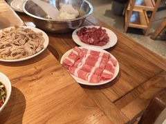 -苗伯妈酸汤火锅
