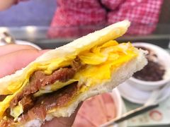 牛肉鸡蛋三文治-义顺牛奶公司(庇利金街店)