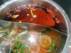 -重庆风光老灶火锅城(同德广场店)
