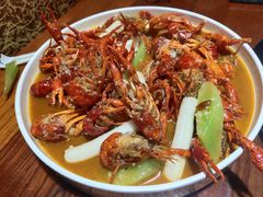 -茸梅路右拐龙虾-农家菜(松江店)